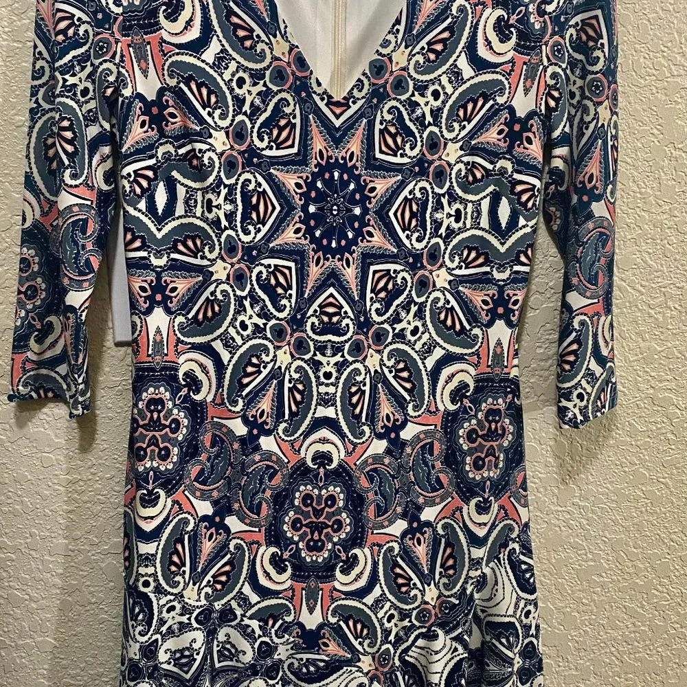Dress - Picture 1 of 1